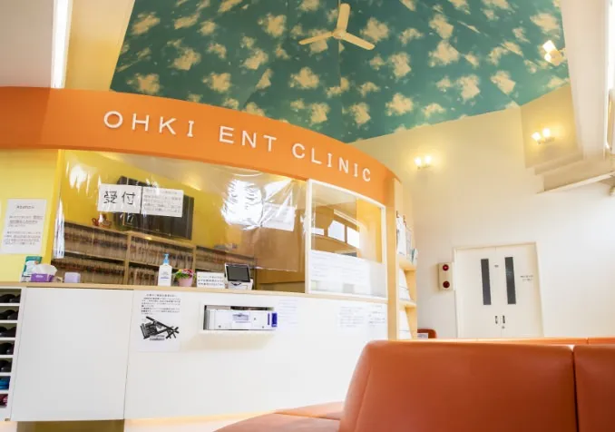 居心地のよい開放感のある明るい院内空間